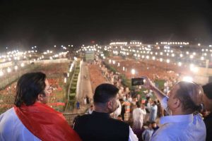 Minar Pakistan Ground Ready for PTI Jalsa on 29-4-2018
